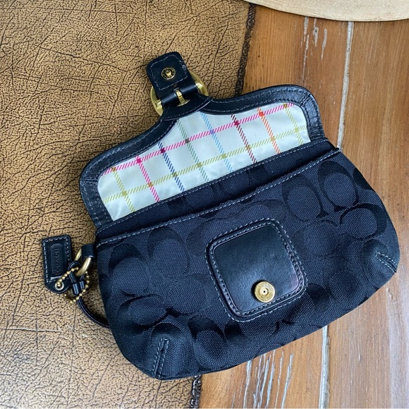 Coach Bleeker Black Signature Canvas Tattersall Lined Clutch Wristlet - Picture 5 of 11